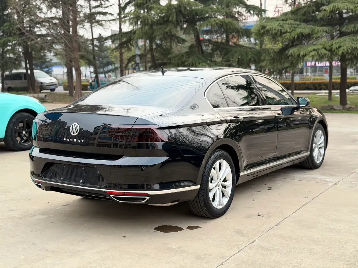 2019 Volkswagen Magotan 2.0T 186HP L4 7DCT,autocango,china used car exporter,china ev exporter,chinese used car exporter,chinese used ev exporter