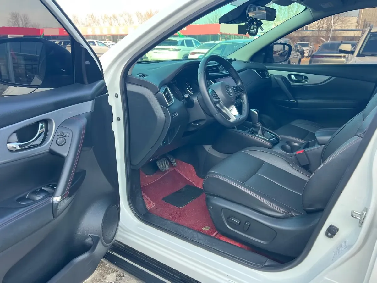 2021 Nissan Qashqai 2.0L 151HP L4 CVT,autocango,china used car exporter,china ev exporter,chinese used car exporter,chinese used ev exporter