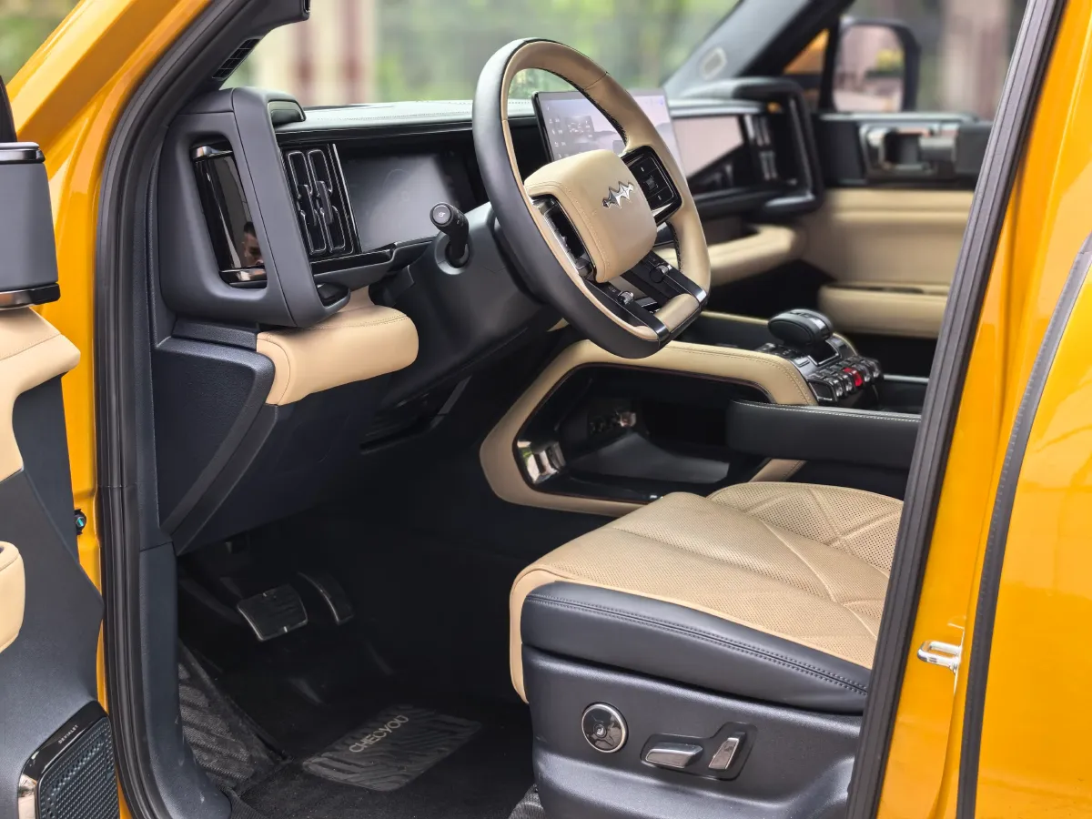 2023 FangChengBao Bao 5 1.5T 194HP L4 E-CVT PHEV 31.8KWH,autocango,china used car exporter,china ev exporter,chinese used car exporter,chinese used ev exporter