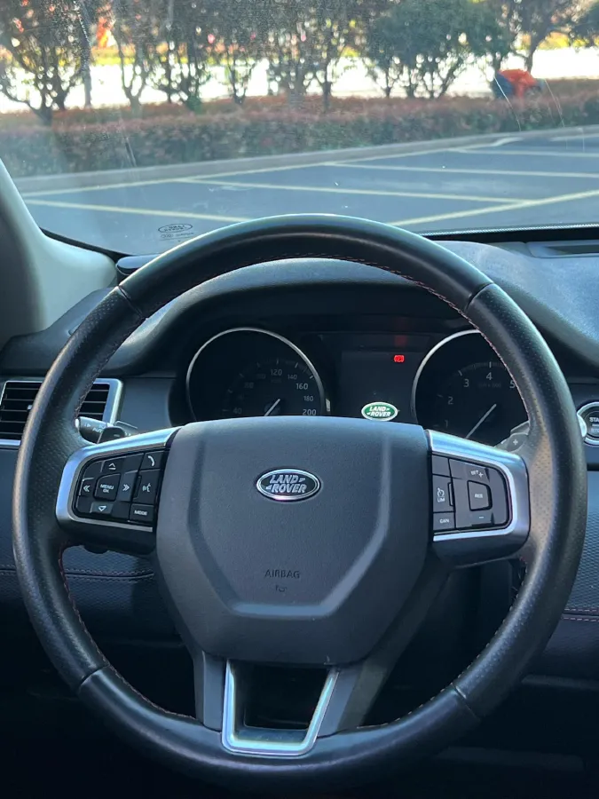 2019 Land Rover Discovery Sport 2.0T 241HP L4 9AT,autocango,china used car exporter,china ev exporter,chinese used car exporter,chinese used ev exporter