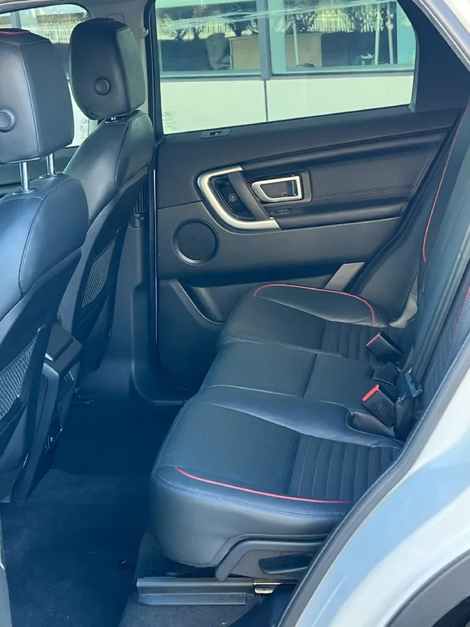 2019 Land Rover Discovery Sport 2.0T 241HP L4 9AT,autocango,china used car exporter,china ev exporter,chinese used car exporter,chinese used ev exporter