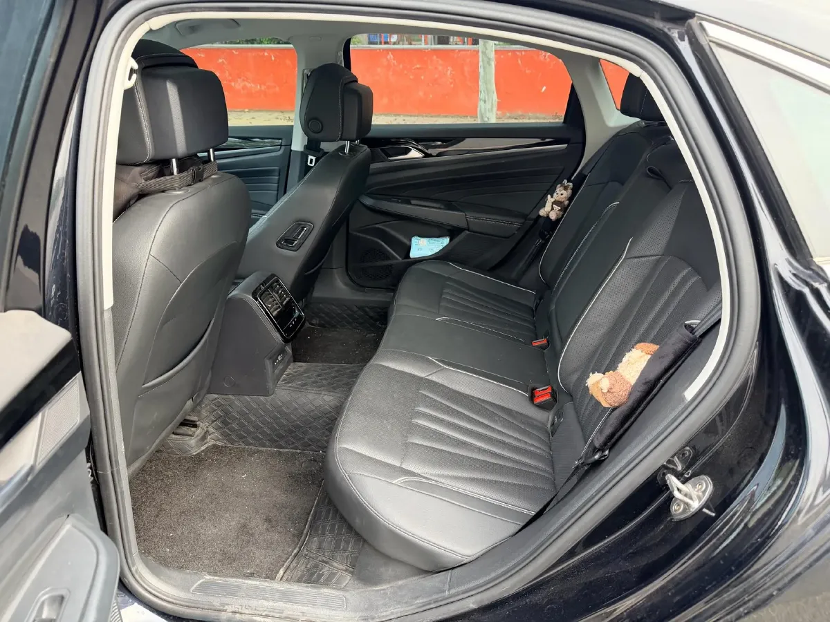 2024 Volkswagen Passat 2.0T 186HP L4 7DCT,autocango,china used car exporter,china ev exporter,chinese used car exporter,chinese used ev exporter