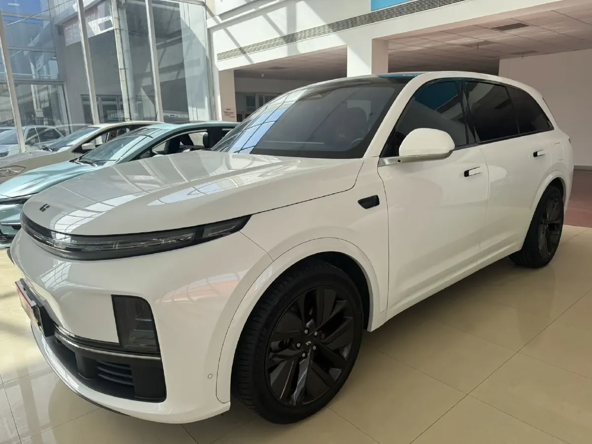 2023 Li L7 Range Extended 154HP REEV 40.9KWH,autocango,china used car exporter,china ev exporter,chinese used car exporter,chinese used ev exporter