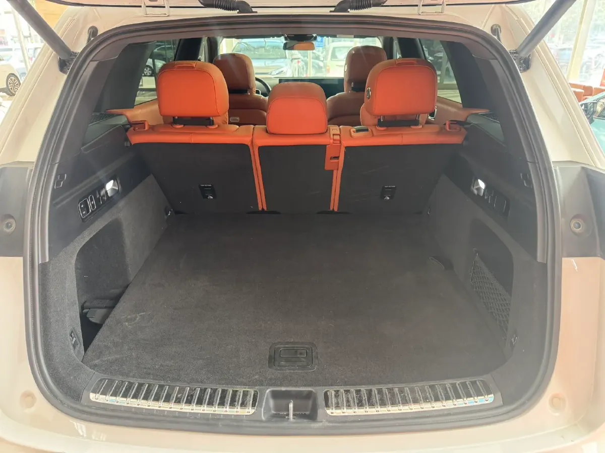 2023 Li L7 Range Extended 154HP REEV 40.9KWH,autocango,china used car exporter,china ev exporter,chinese used car exporter,chinese used ev exporter