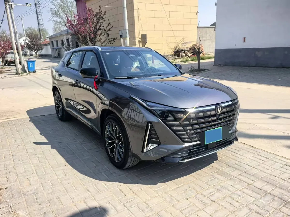 2025 ChangAn UNI-Z 1.5L 98HP L4 E-CVT PHEV,autocango,china used car exporter,china ev exporter,chinese used car exporter,chinese used ev exporter