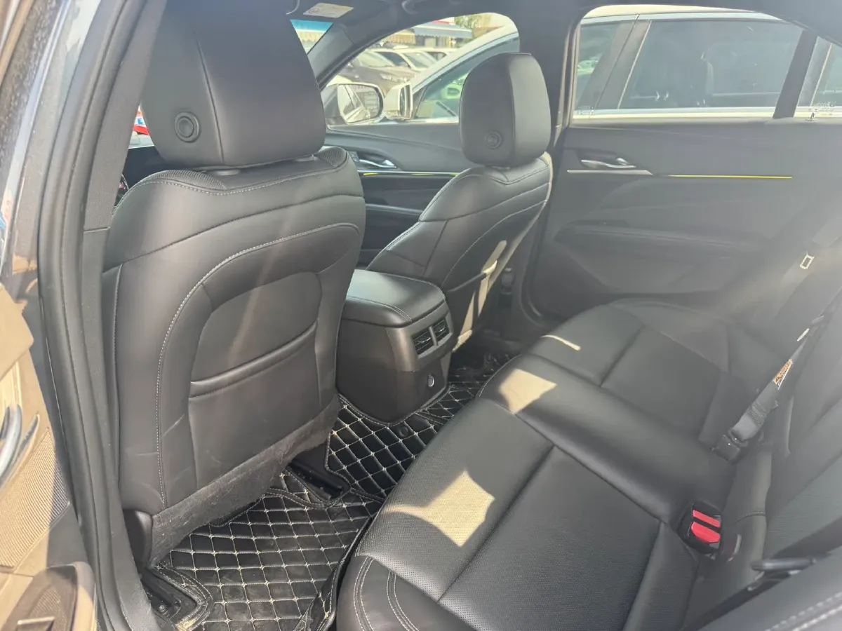 2021 Cadillac CT4 2.0T 237HP L4 8AT,autocango,china used car exporter,china ev exporter,chinese used car exporter,chinese used ev exporter