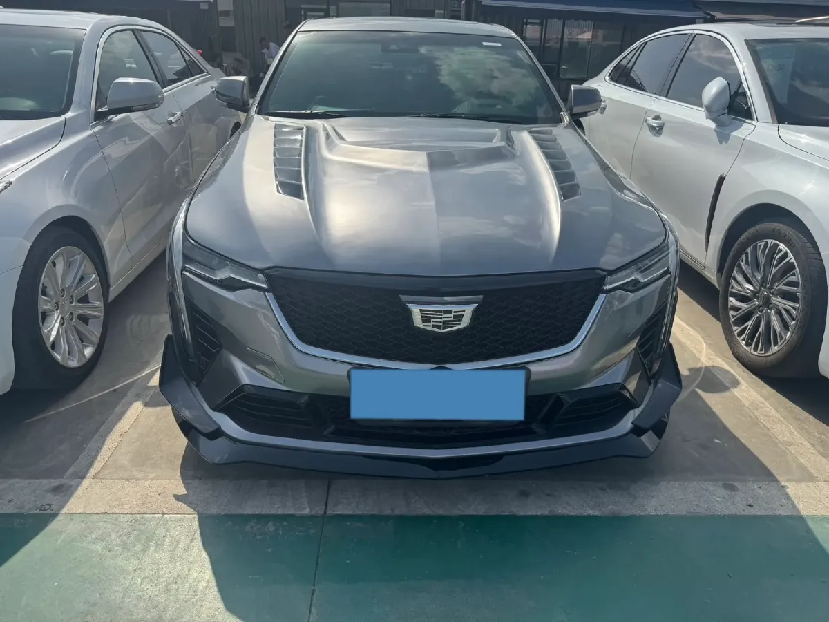 2021 Cadillac CT4 2.0T 237HP L4 8AT,autocango,china used car exporter,china ev exporter,chinese used car exporter,chinese used ev exporter