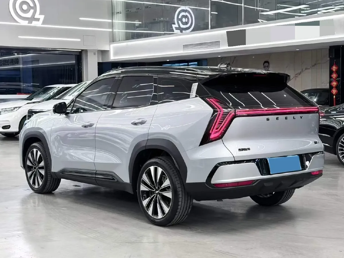 2025 Geely StarRay 1.5T 181HP L4 7DCT,autocango,china used car exporter,china ev exporter,chinese used car exporter,chinese used ev exporter