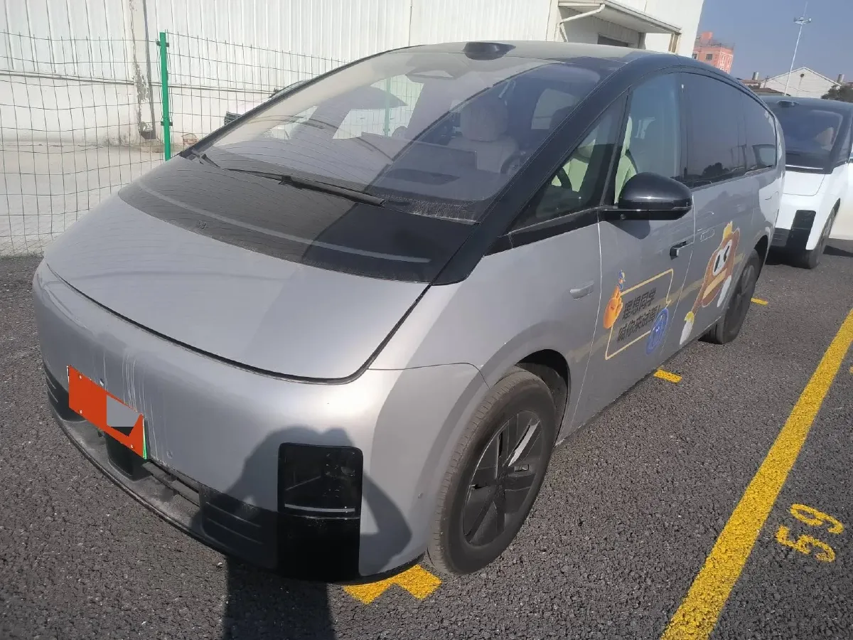 2025 Li MEGA BEV,autocango,china used car exporter,china ev exporter,chinese used car exporter,chinese used ev exporter
