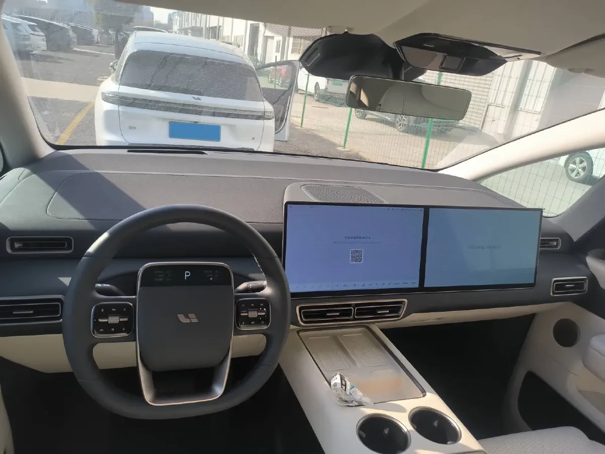 2025 Li MEGA BEV,autocango,china used car exporter,china ev exporter,chinese used car exporter,chinese used ev exporter