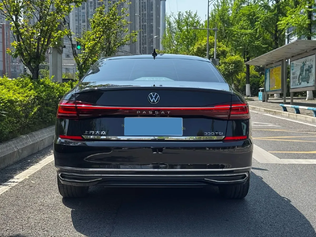 2024 Volkswagen Passat 2.0T 186HP L4 7DCT,autocango,china used car exporter,china ev exporter,chinese used car exporter,chinese used ev exporter