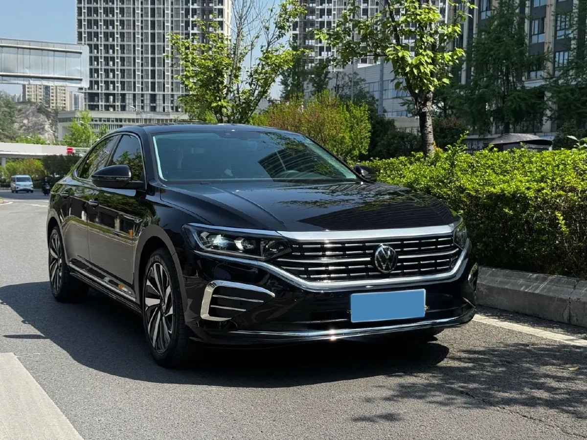 2024 Volkswagen Passat 2.0T 186HP L4 7DCT,autocango,china used car exporter,china ev exporter,chinese used car exporter,chinese used ev exporter