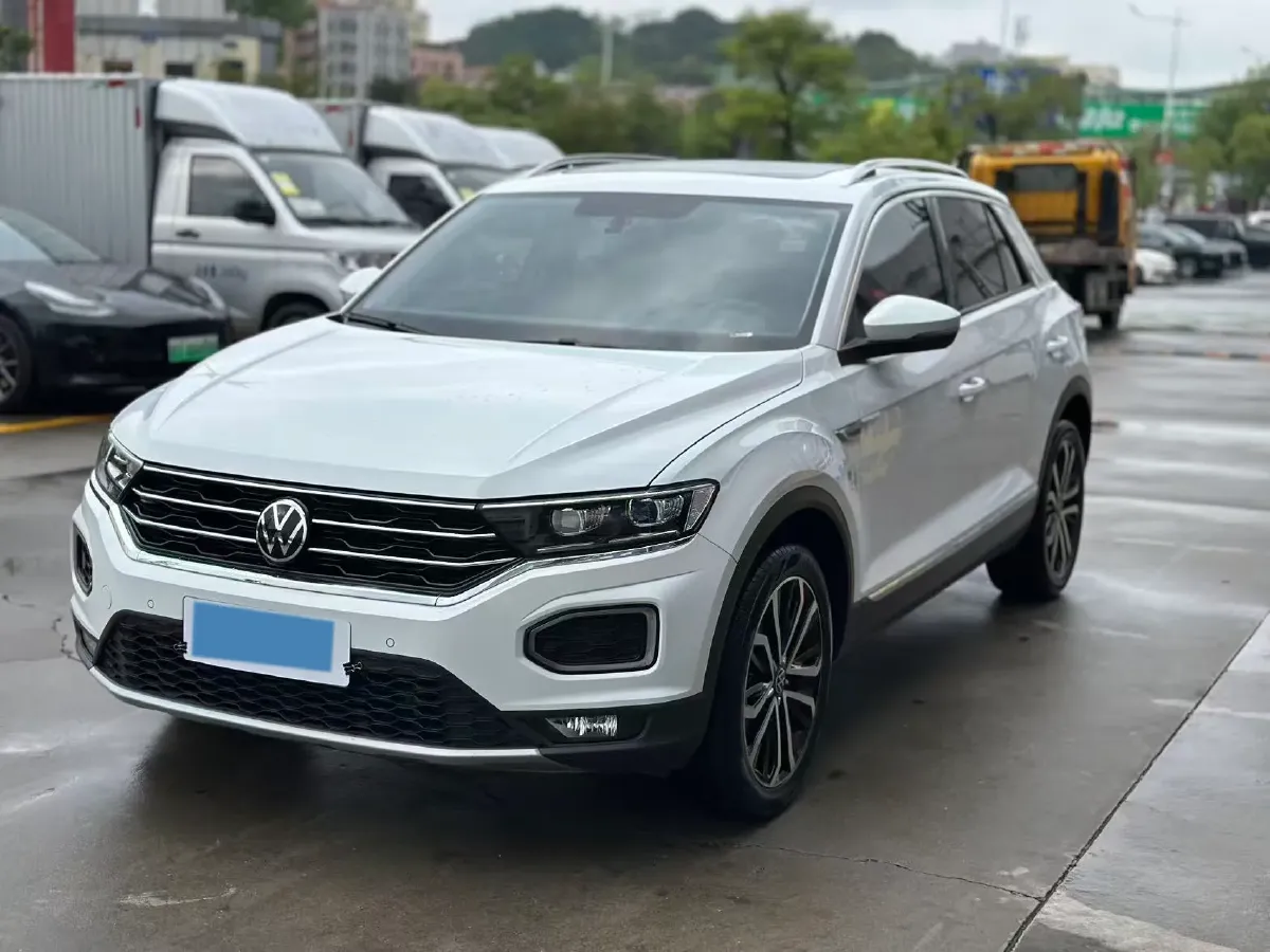 2022 Volkswagen T-Roc 1.4T 150HP L4 7DCT,autocango,china used car exporter,china ev exporter,chinese used car exporter,chinese used ev exporter