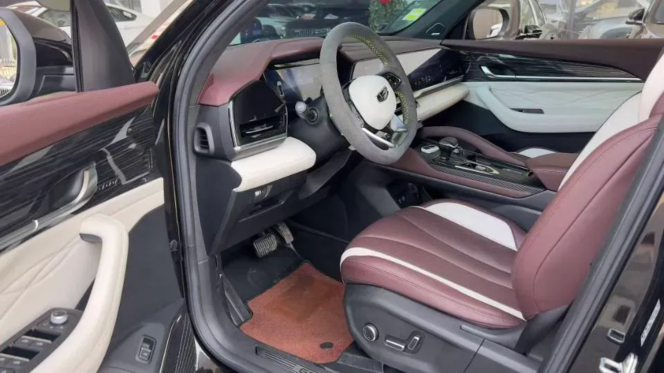 2021 Geely Monjaro 2.0T 218HP L4 7DCT,autocango,china used car exporter,china ev exporter,chinese used car exporter,chinese used ev exporter