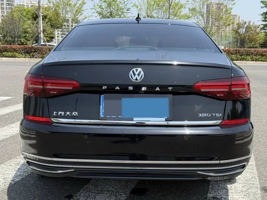 2019 Volkswagen Passat 2.0T 186HP L4 7DCT,autocango,china used car exporter,china ev exporter,chinese used car exporter,chinese used ev exporter