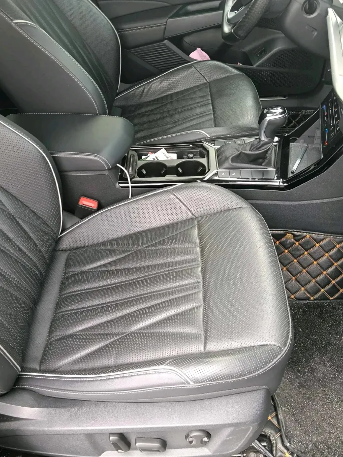 2022 Xpeng P7 BEV 60.2KWH,autocango,china used car exporter,china ev exporter,chinese used car exporter,chinese used ev exporter