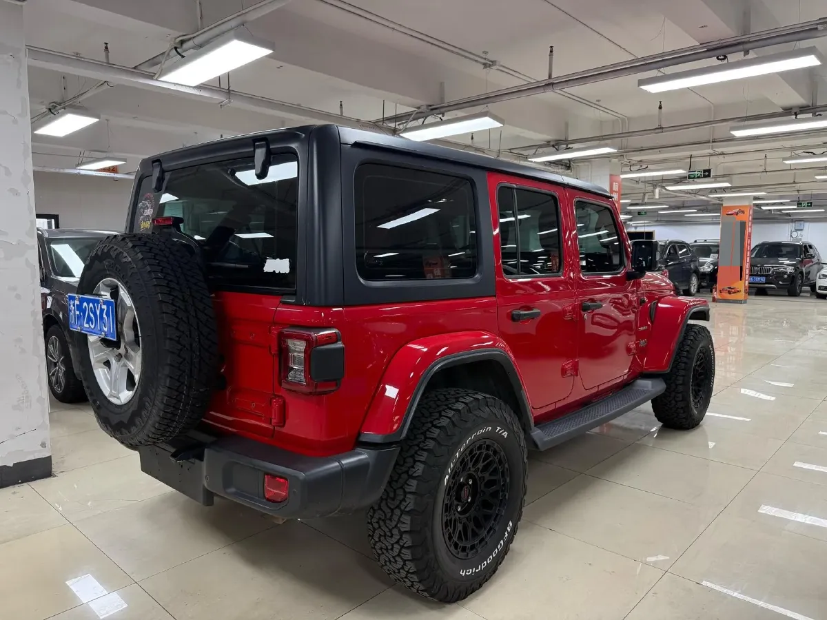 2019 Jeep Wrangler 2.0T 266HP L4 8AT,autocango,china used car exporter,china ev exporter,chinese used car exporter,chinese used ev exporter