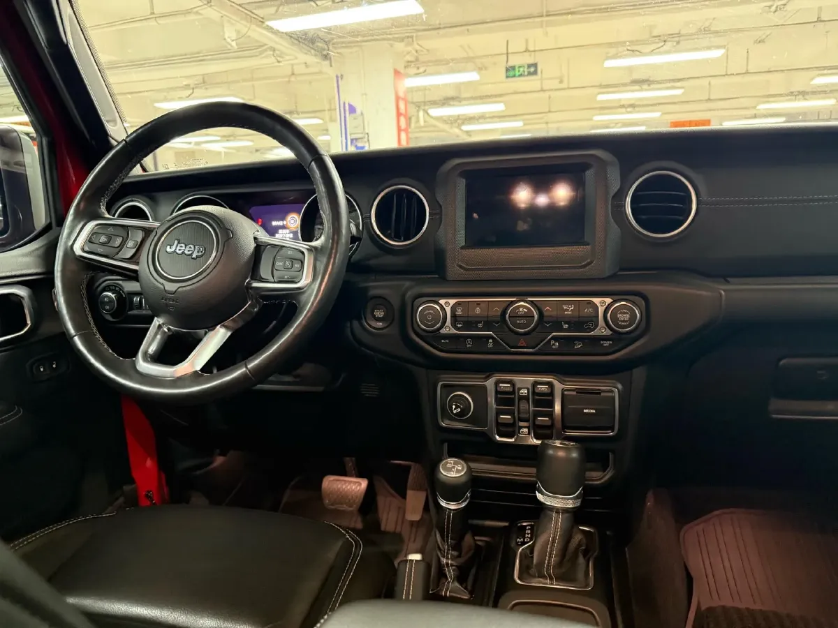 2019 Jeep Wrangler 2.0T 266HP L4 8AT,autocango,china used car exporter,china ev exporter,chinese used car exporter,chinese used ev exporter