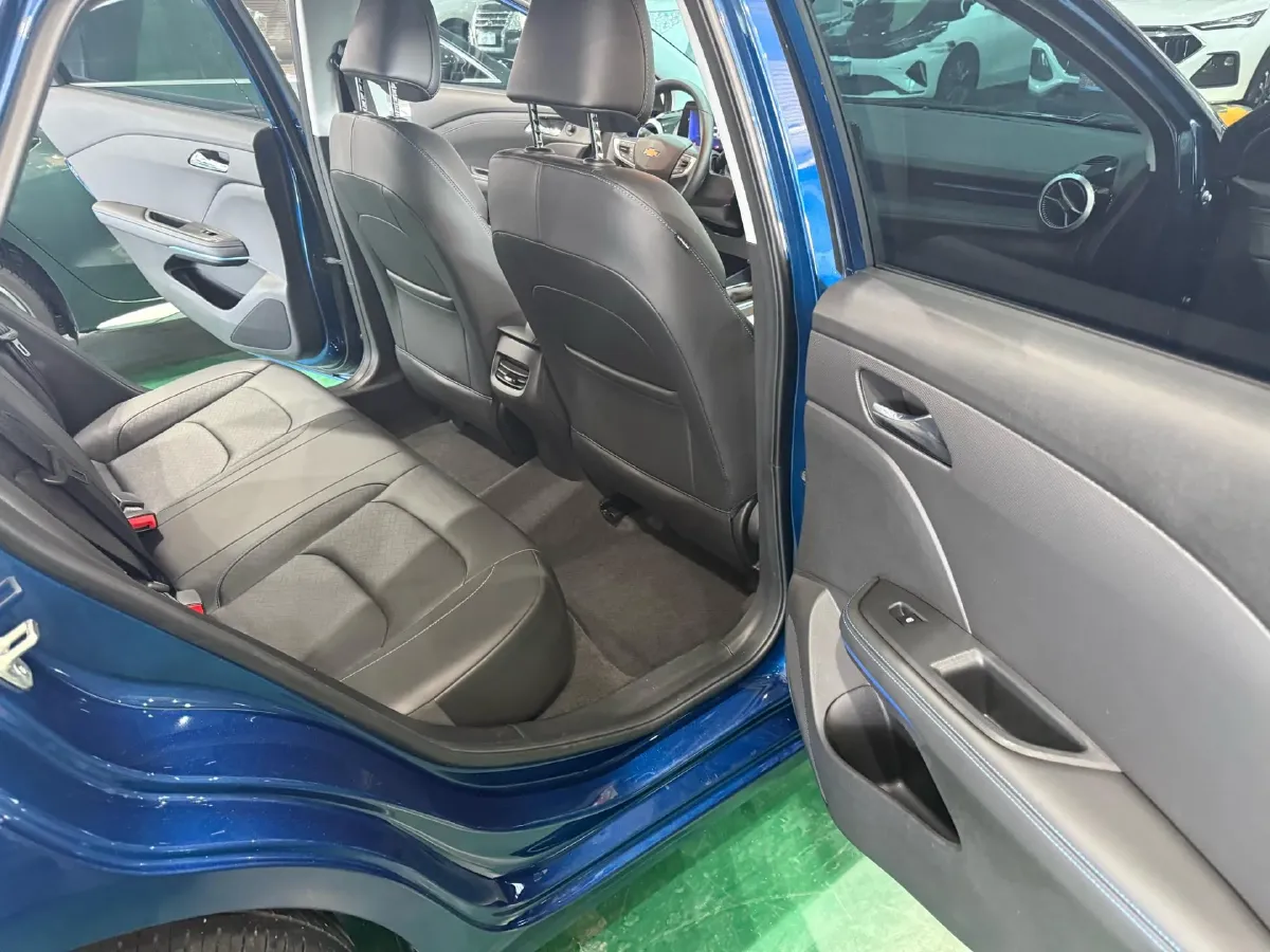 2022 Chevrolet Monza 1.3T 163HP L3 6AT,autocango,china used car exporter,china ev exporter,chinese used car exporter,chinese used ev exporter