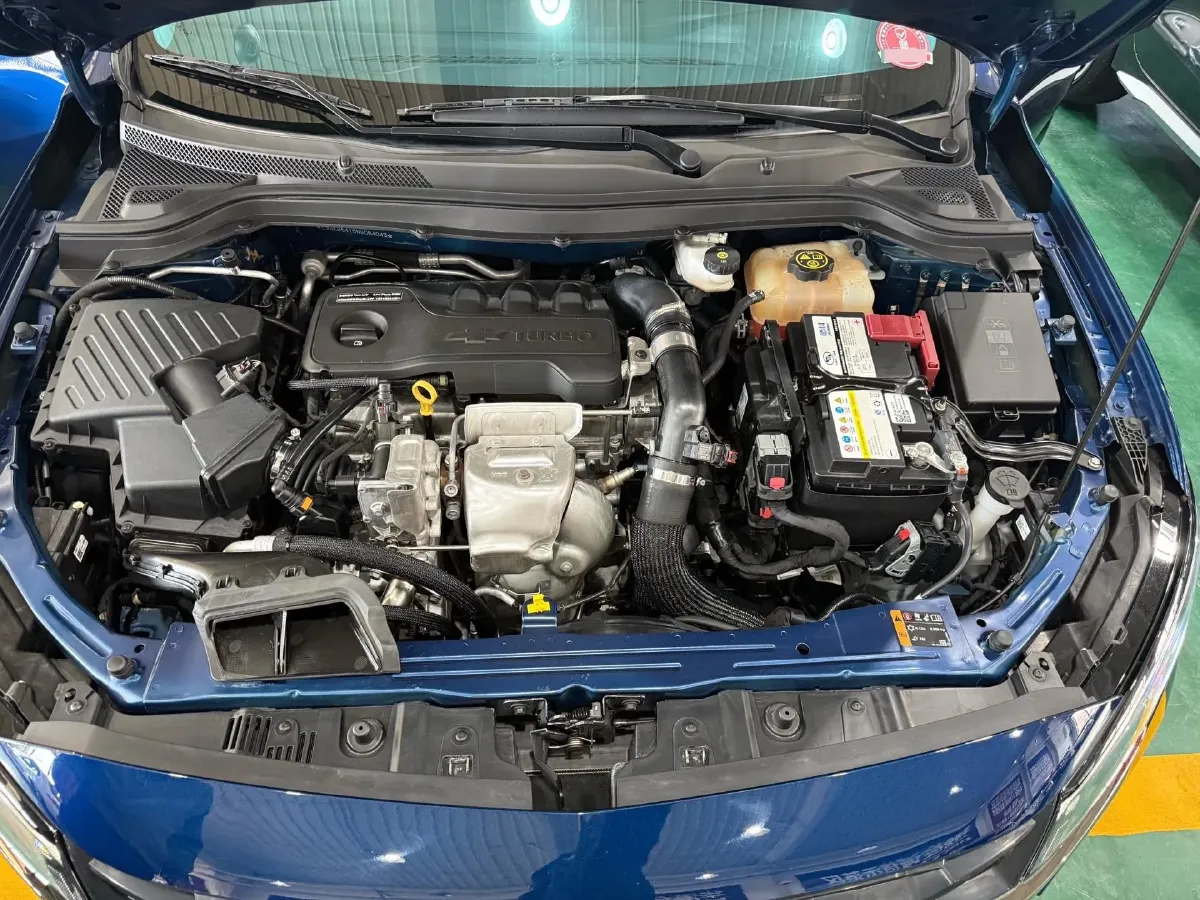 2022 Chevrolet Monza 1.3T 163HP L3 6AT,autocango,china used car exporter,china ev exporter,chinese used car exporter,chinese used ev exporter