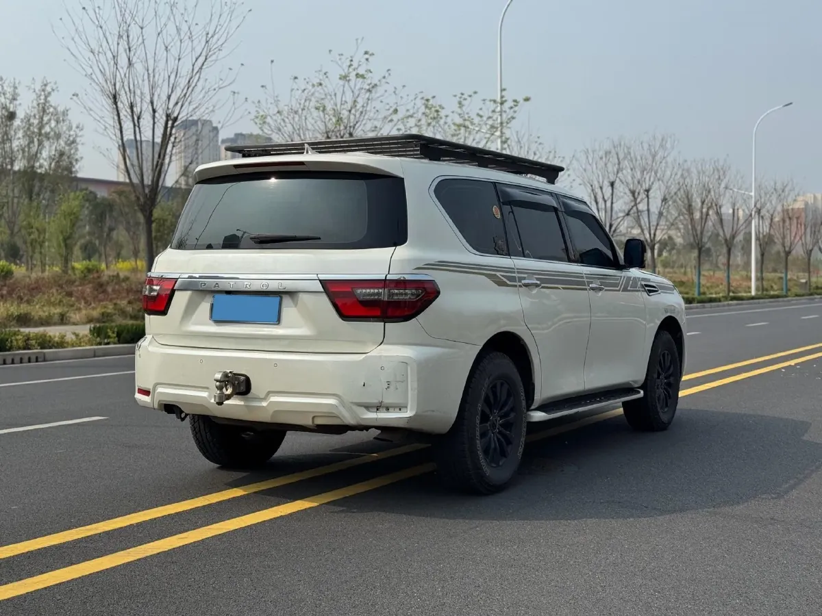 2018 Nissan Patrol 4.0L 279HP V6 7AT,autocango,china used car exporter,china ev exporter,chinese used car exporter,chinese used ev exporter
