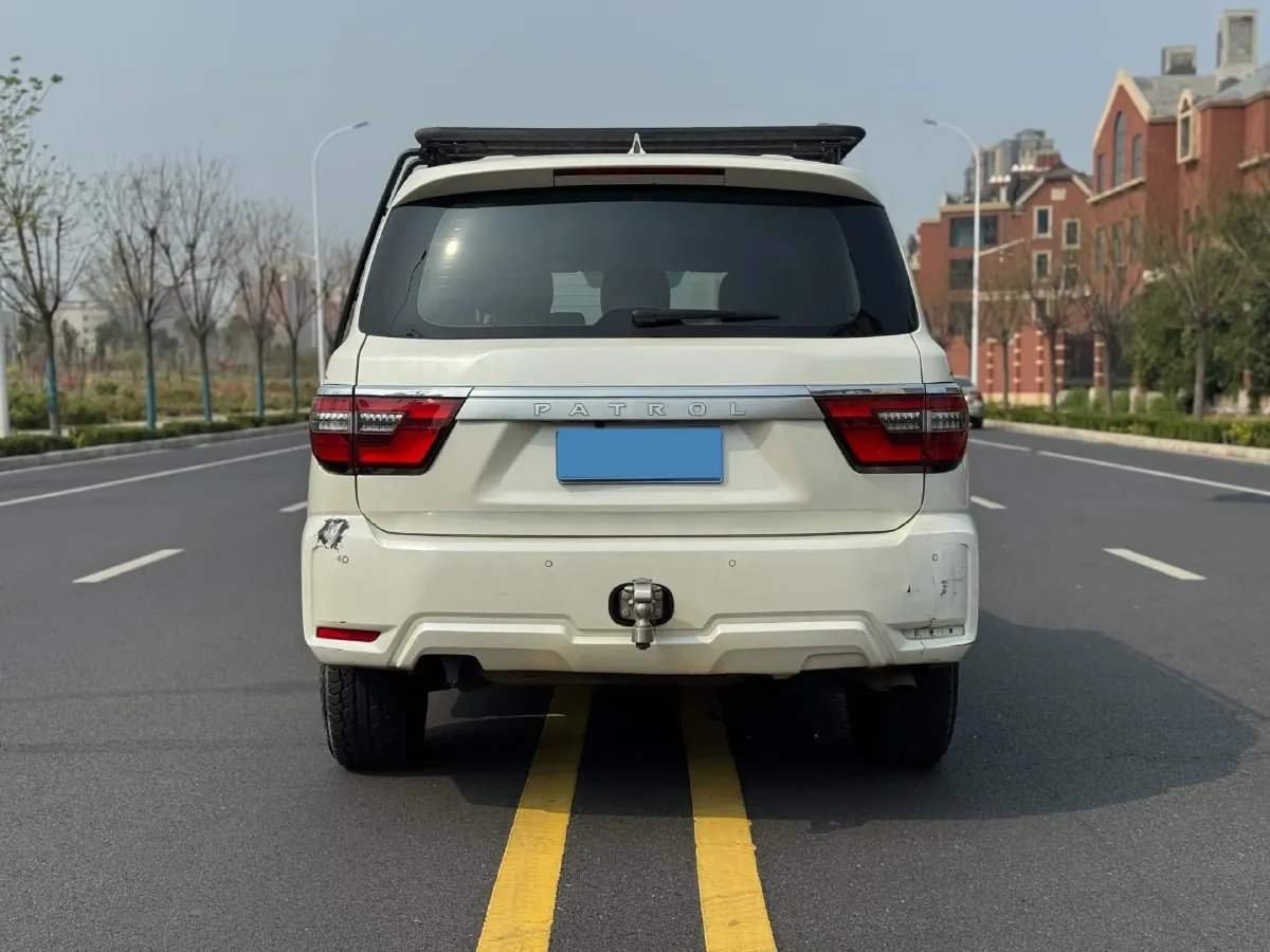 2018 Nissan Patrol 4.0L 279HP V6 7AT,autocango,china used car exporter,china ev exporter,chinese used car exporter,chinese used ev exporter