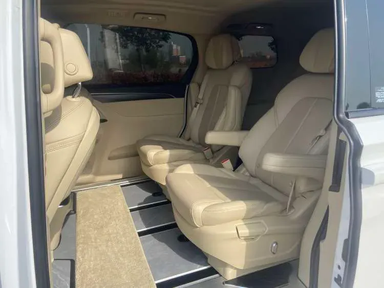 2022 Buick GL8 2.0T 237HP L4 9AT,autocango,china used car exporter,china ev exporter,chinese used car exporter,chinese used ev exporter