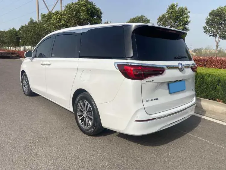 2022 Buick GL8 2.0T 237HP L4 9AT,autocango,china used car exporter,china ev exporter,chinese used car exporter,chinese used ev exporter