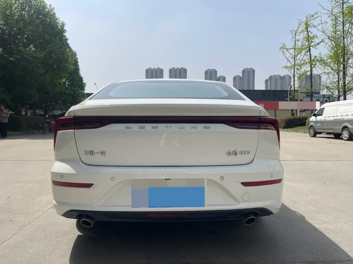 2023 Bestune B70 1.5T 169HP L4 7DCT,autocango,china used car exporter,china ev exporter,chinese used car exporter,chinese used ev exporter