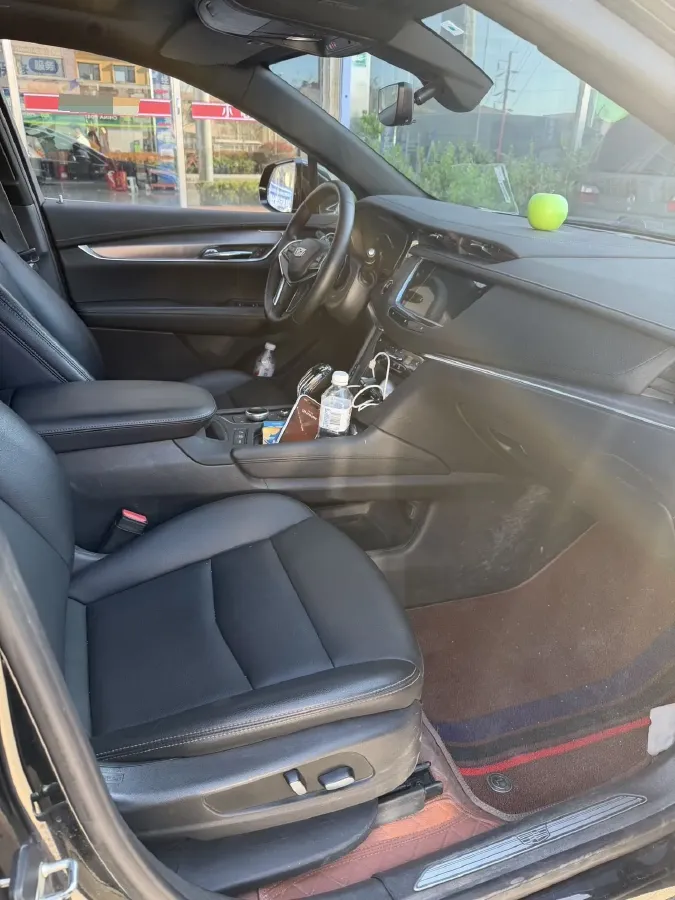 2020 Cadillac XT5 2.0T 241HP L4 9AT,autocango,china used car exporter,china ev exporter,chinese used car exporter,chinese used ev exporter