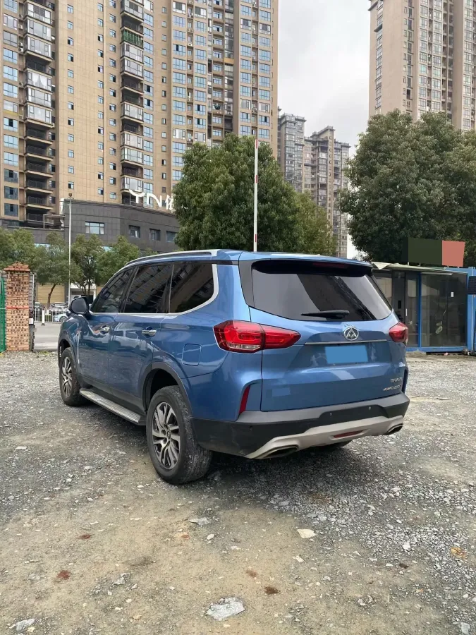 2017 MAXUS D90 2.0T 224HP L4 6AT,autocango,china used car exporter,china ev exporter,chinese used car exporter,chinese used ev exporter