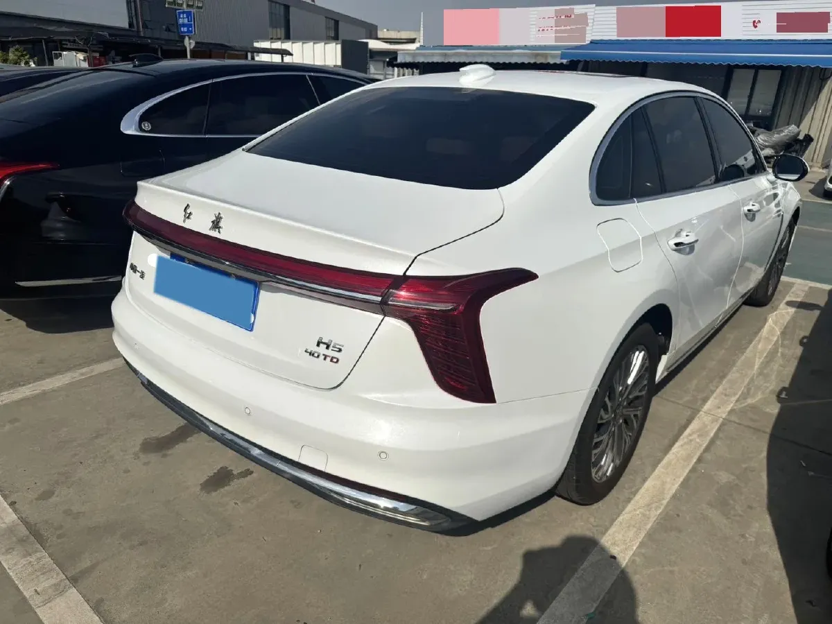 2023 HongQi H5 2.0T 224HP L4 8AT,autocango,china used car exporter,china ev exporter,chinese used car exporter,chinese used ev exporter