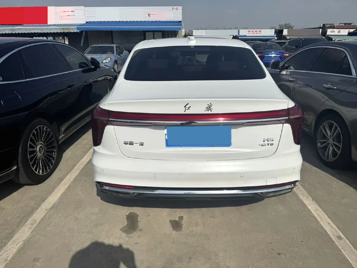 2023 HongQi H5 2.0T 224HP L4 8AT,autocango,china used car exporter,china ev exporter,chinese used car exporter,chinese used ev exporter