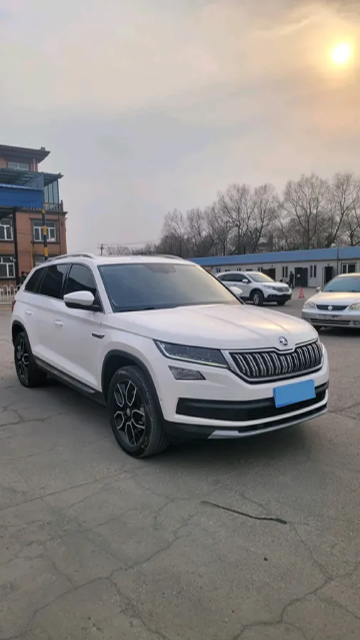 2018 Skoda Kodiak 2.0T 186HP L4 7DCT,autocango,china used car exporter,china ev exporter,chinese used car exporter,chinese used ev exporter