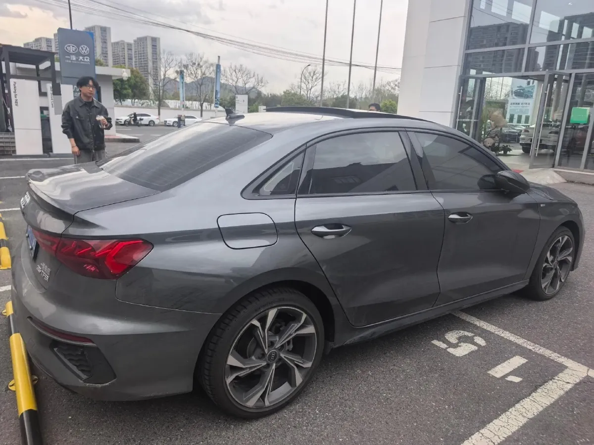 2022 Audi A3 1.4T 150HP L4 7DCT,autocango,china used car exporter,china ev exporter,chinese used car exporter,chinese used ev exporter