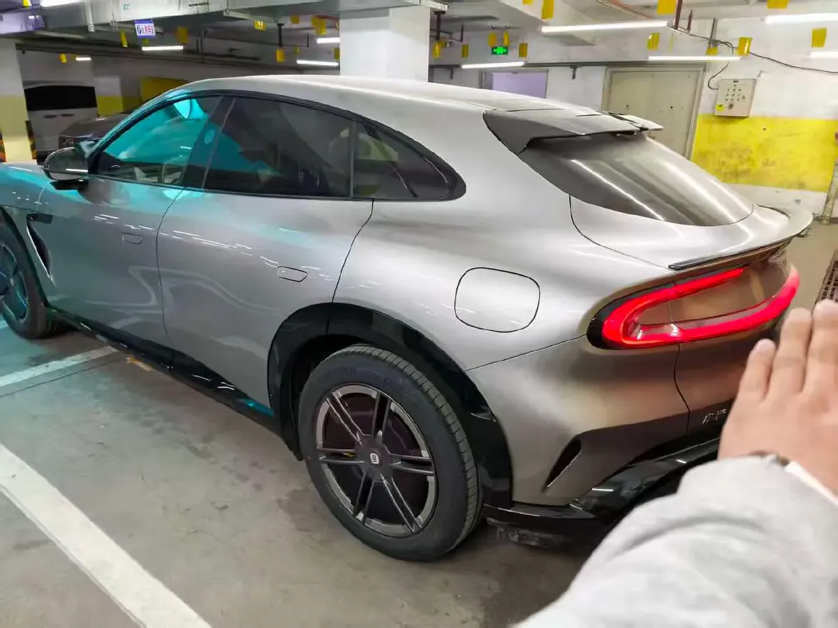 2025 MI YU7 BEV 96.3KWH,autocango,china used car exporter,china ev exporter,chinese used car exporter,chinese used ev exporter