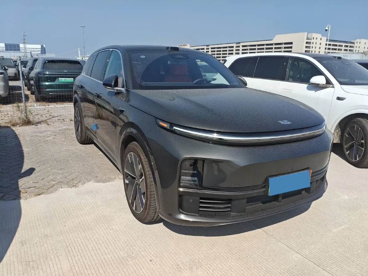 2025 Li L7 Range Extended 154HP REEV,autocango,china used car exporter,china ev exporter,chinese used car exporter,chinese used ev exporter