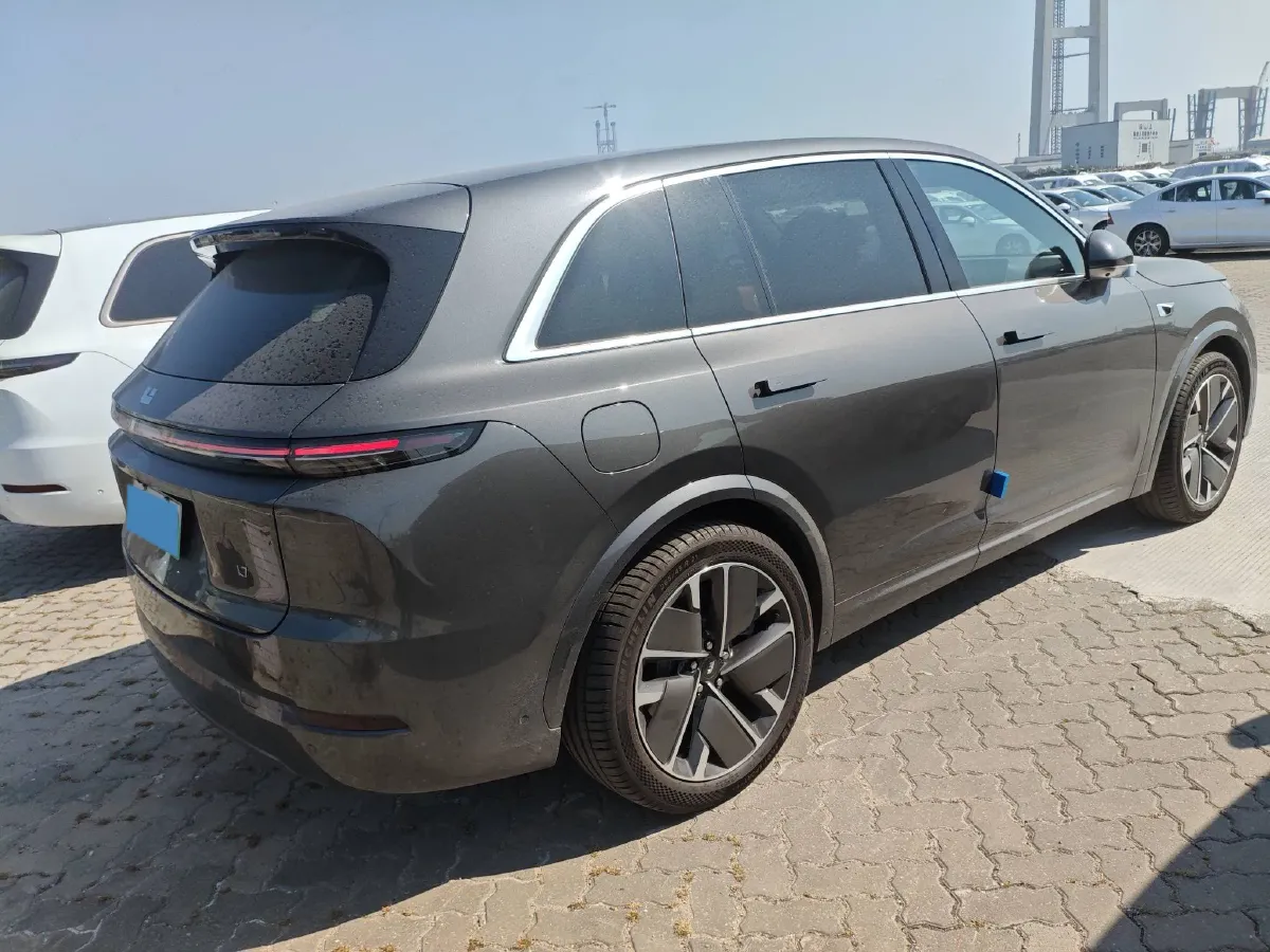 2025 Li L7 Range Extended 154HP REEV,autocango,china used car exporter,china ev exporter,chinese used car exporter,chinese used ev exporter