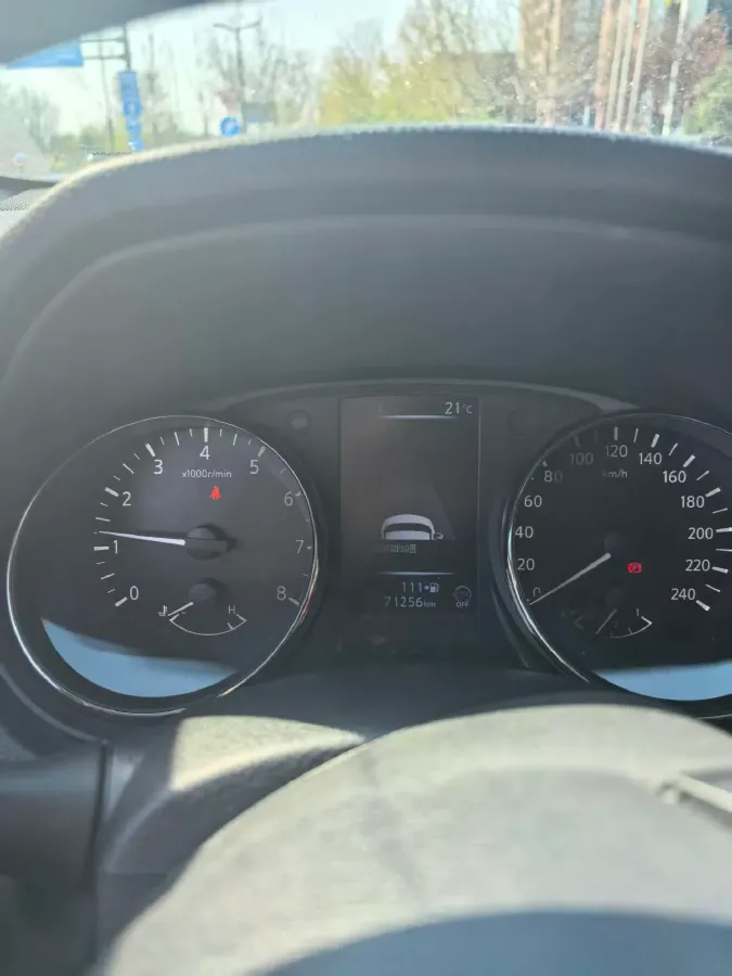 2020 Nissan X-Trail 2.5L 186HP L4 CVT,autocango,china used car exporter,china ev exporter,chinese used car exporter,chinese used ev exporter