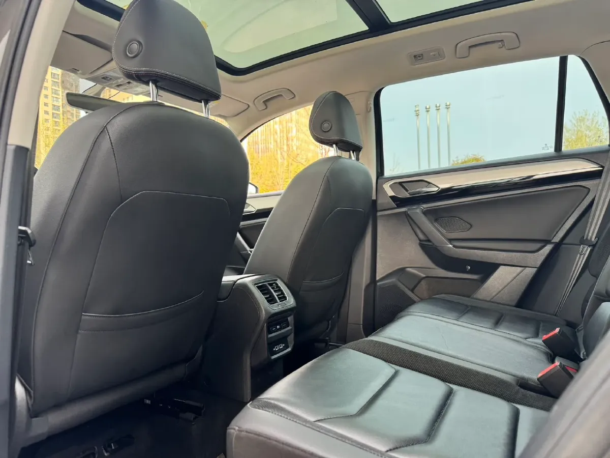 2019 Volkswagen Tayron 2.0T 186HP L4 7DCT,autocango,china used car exporter,china ev exporter,chinese used car exporter,chinese used ev exporter