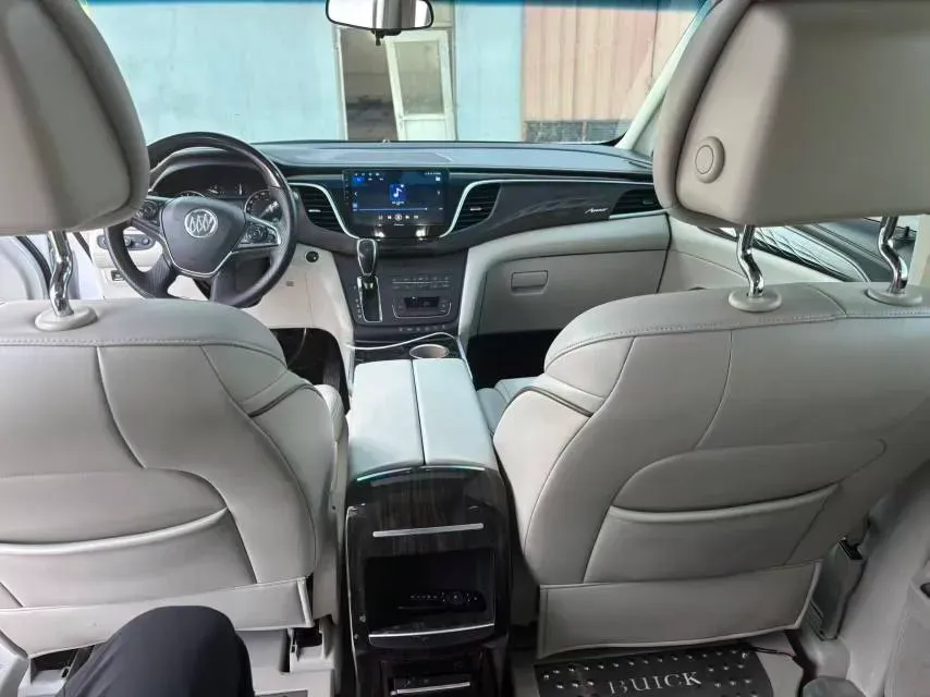 2018 Buick GL8 2.0T 260HP L4 6AT,autocango,china used car exporter,china ev exporter,chinese used car exporter,chinese used ev exporter