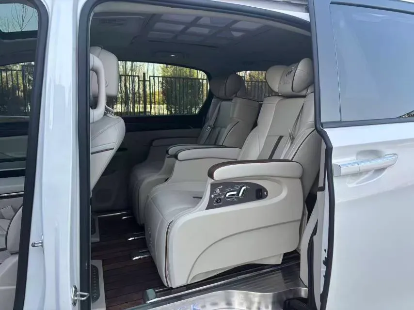 2018 Buick GL8 2.0T 260HP L4 6AT,autocango,china used car exporter,china ev exporter,chinese used car exporter,chinese used ev exporter