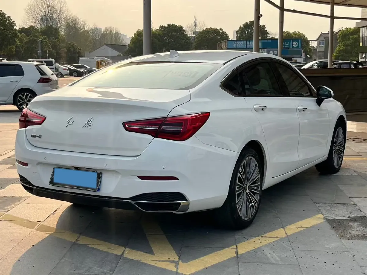 2022 HongQi H5 1.5T 169HP L4 7DCT,autocango,china used car exporter,china ev exporter,chinese used car exporter,chinese used ev exporter