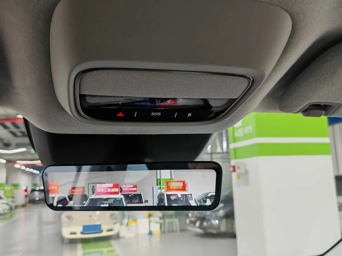 2025 Xpeng G6 BEV 68.5KWH,autocango,china used car exporter,china ev exporter,chinese used car exporter,chinese used ev exporter