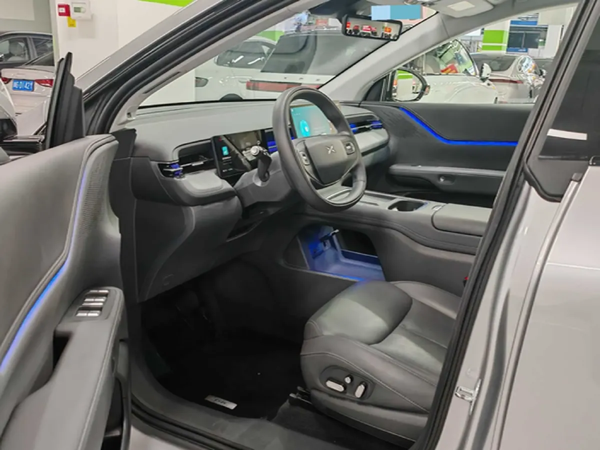 2025 Xpeng G6 BEV 68.5KWH,autocango,china used car exporter,china ev exporter,chinese used car exporter,chinese used ev exporter