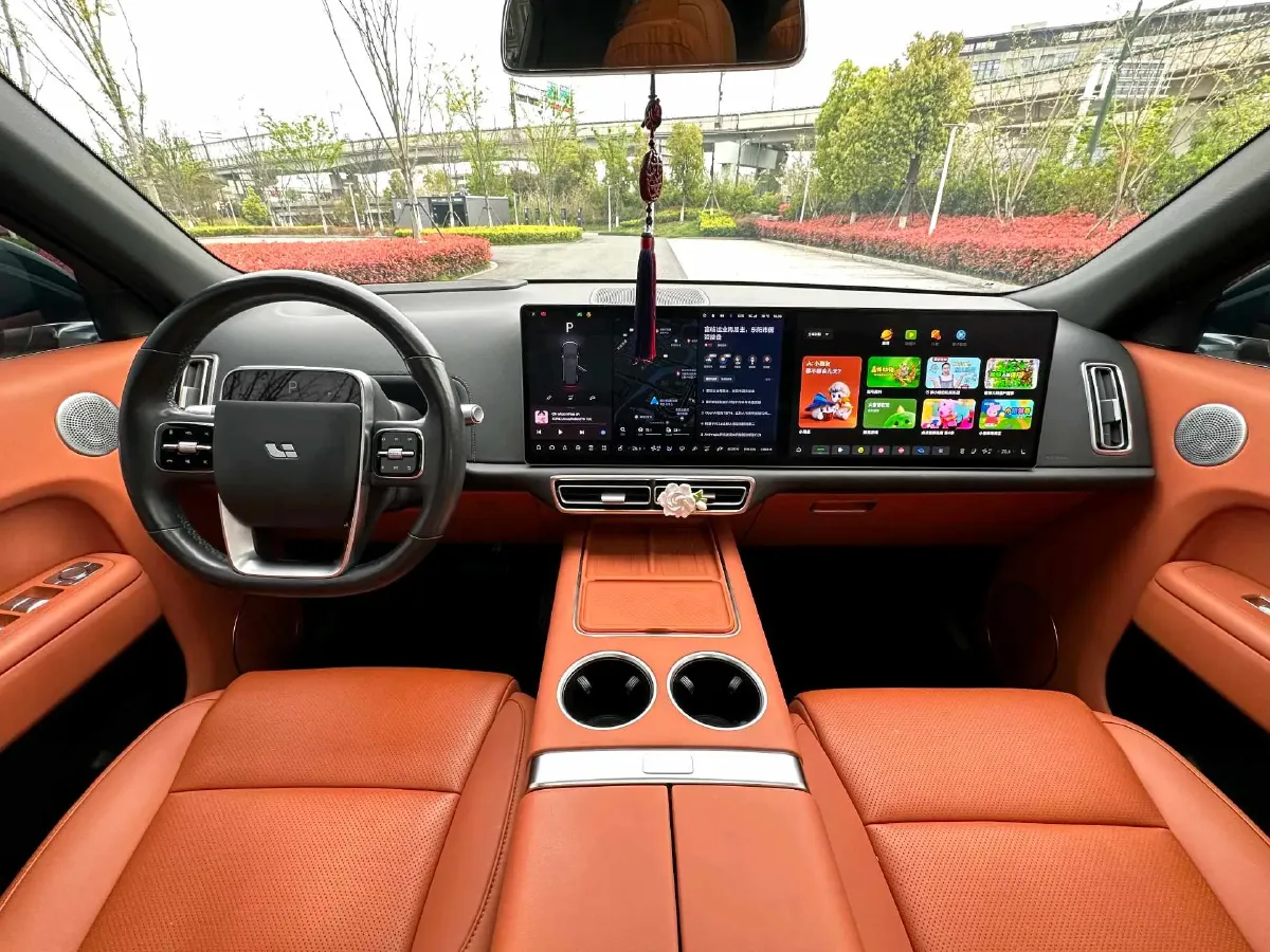 2024 Li L9 Range Extended 154HP REEV 52.3KWH,autocango,china used car exporter,china ev exporter,chinese used car exporter,chinese used ev exporter