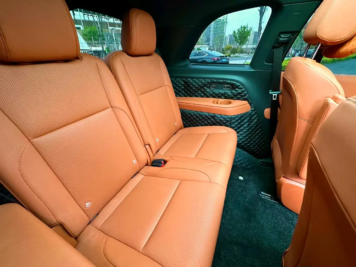 2024 Li L9 Range Extended 154HP REEV 52.3KWH,autocango,china used car exporter,china ev exporter,chinese used car exporter,chinese used ev exporter