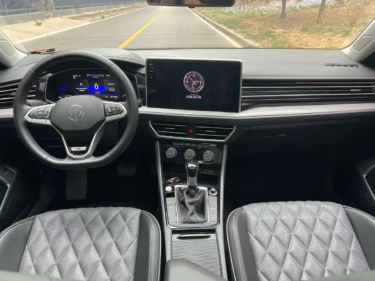 2023 Volkswagen Sagitar 1.5T 160HP L4 7DCT,autocango,china used car exporter,china ev exporter,chinese used car exporter,chinese used ev exporter