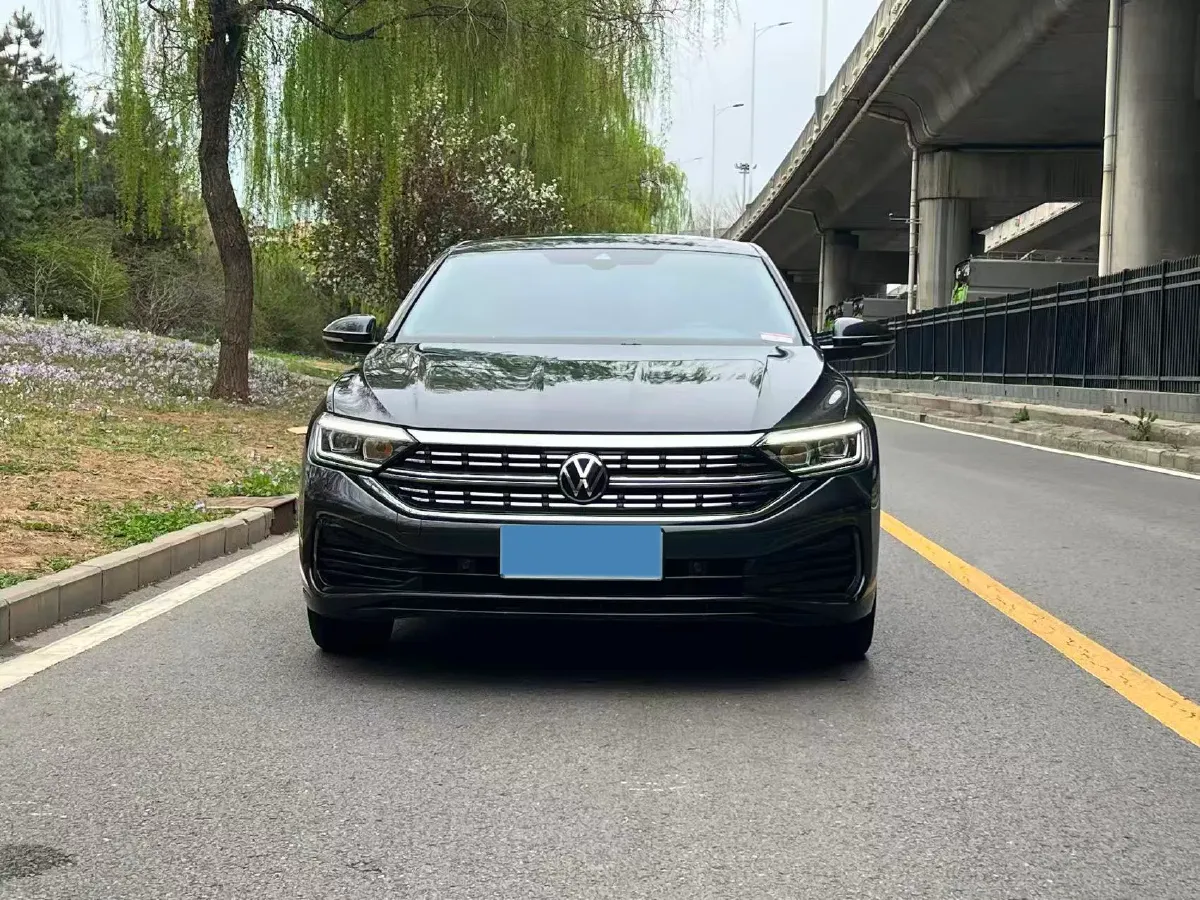 2023 Volkswagen Sagitar 1.5T 160HP L4 7DCT,autocango,china used car exporter,china ev exporter,chinese used car exporter,chinese used ev exporter