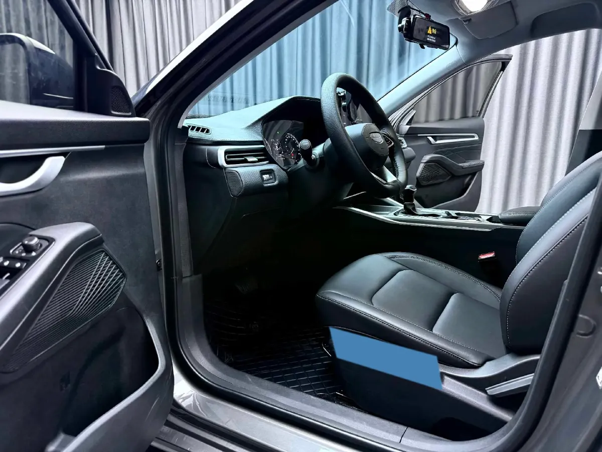 2025 Geely Emgrand 1.5L 127HP L4 CVT,autocango,china used car exporter,china ev exporter,chinese used car exporter,chinese used ev exporter